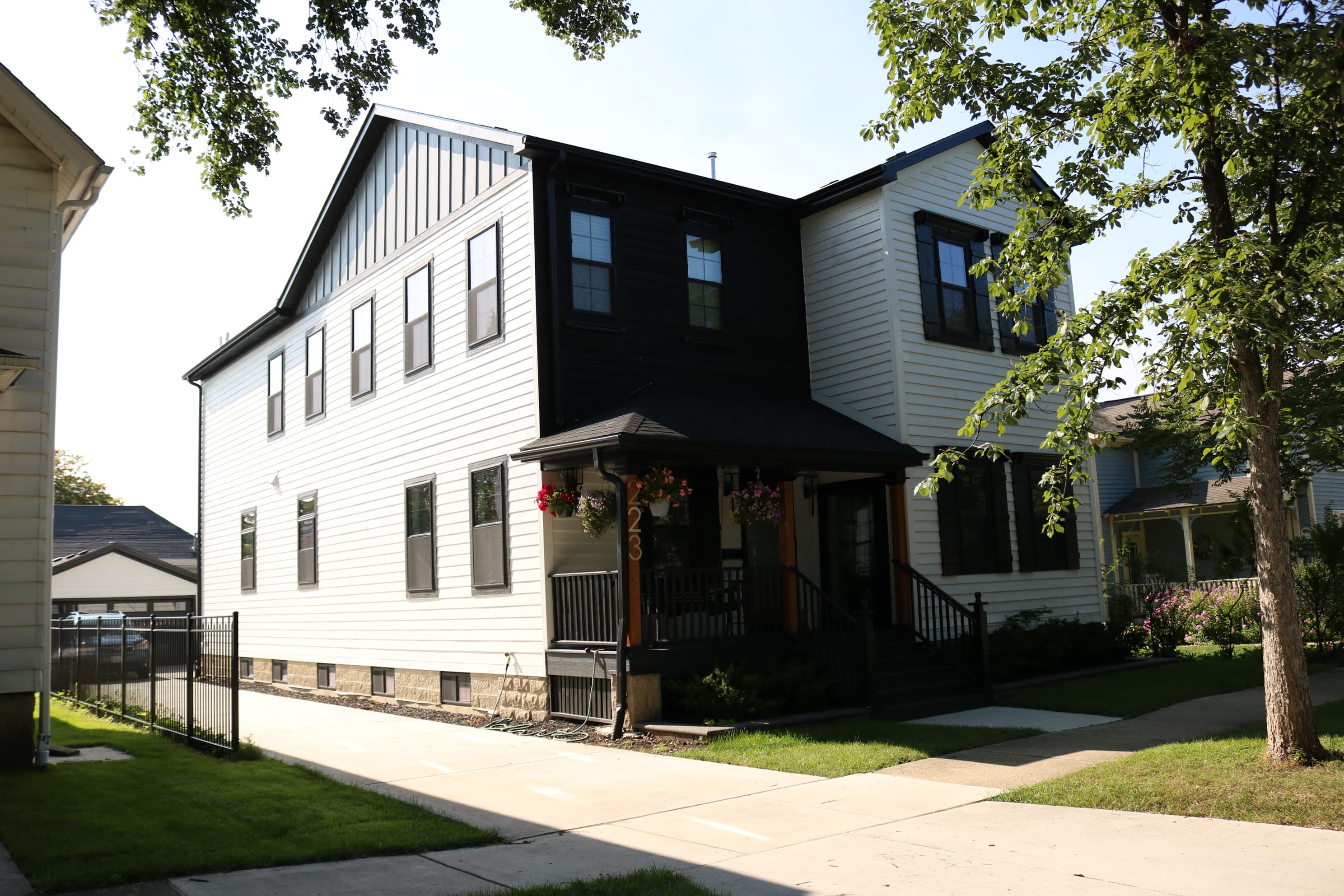 A Chicagoland home after Revere One Construction completed its siding, roof and porch